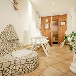 Edelweiss Echt-charmant Couette-café 3*