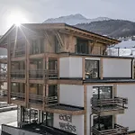 Couette-café Edelweiss Echt-charmant 3*