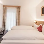 Edelweiss Echt-charmant Bed & Breakfast