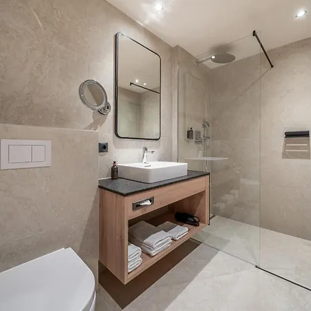 فندق مبيت وإفطار Edelweiss Echt-charmant 3*