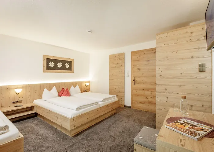 فندق مبيت وإفطار Edelweiss Echt-charmant سولدن