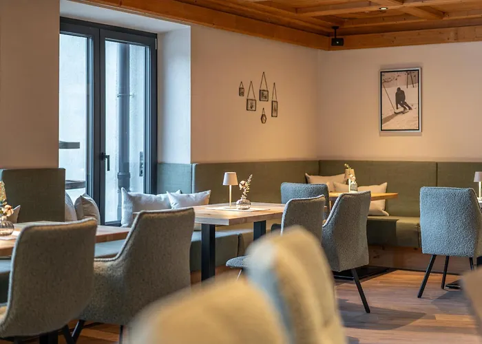 Nocleg ze śniadaniem Edelweiss Echt-charmant Sölden